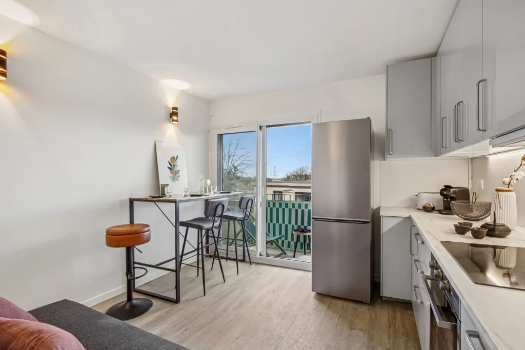 Rénovation intérieur séjour et cuisine à Massy Palaiseau, par l'agence Sureway